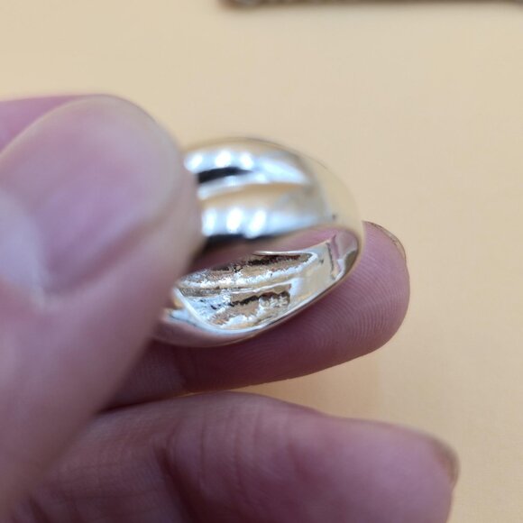 Size 6 Sterling Silver Heavy Cross Over Style Unisex Band Ring A5195 - Picture 5 of 8